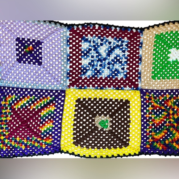 Vintage Granny Square Afghan Blanket 45" x 70" Knitted Throw Rainbow - Picture 2 of 8